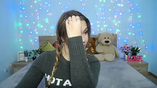 Snapshot of StacyYellig chatting on January 25, 2025, 11:11 pm StacyYellig online show from January 25, 2025, 11:11 pm