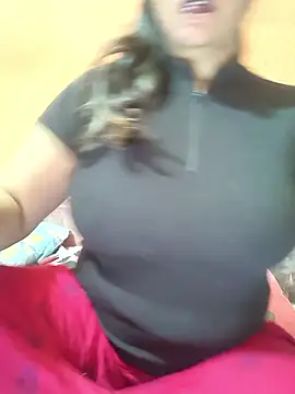 CUTE SOPHIA- online show from December 13, 2024, 5:05 am