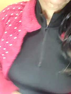 CUTE SOPHIA- online show from December 15, 2024, 6:37 pm