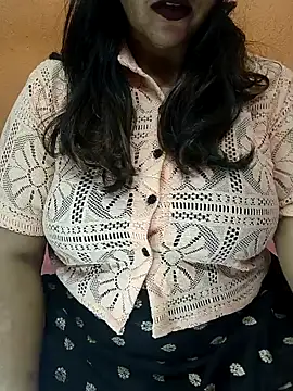 CUTE SOPHIA- online show from December 20, 2024, 6:45 pm