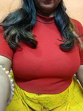 CUTE SOPHIA- online show from January 25, 2025, 8:00 pm