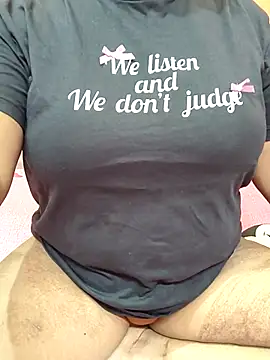 Snapshot of CUTE_SOPHIA- chatting on September 21, 2025, 10:00 pm CUTE SOPHIA- online show from September 21, 2025, 10:00 pm