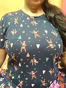 Snapshot of CUTE_SOPHIA- chatting on April 11, 2026, 2:38 am CUTE SOPHIA- online show from April 11, 2026, 2:38 am