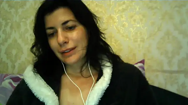 Snapshot of StunnigArt chatting on January 29, 2025, 11:09 am StunnigArt online show from January 29, 2025, 11:09 am