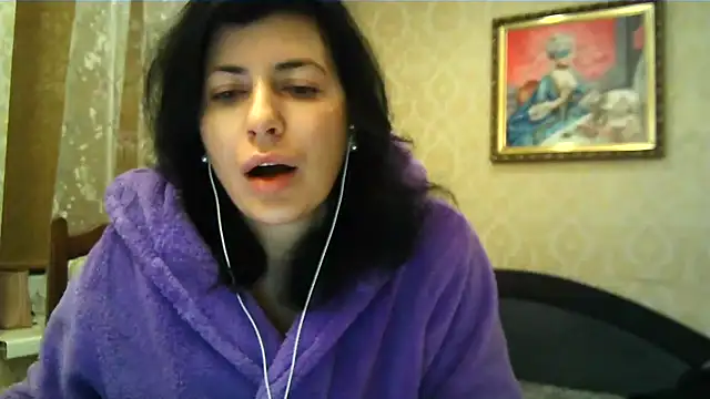 Snapshot of StunnigArt chatting on February 2, 2025, 2:38 am StunnigArt online show from February 2, 2025, 2:38 am