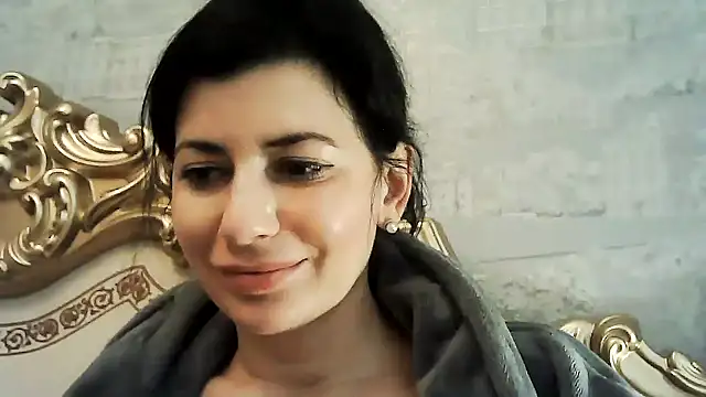 Snapshot of StunnigArt chatting on February 4, 2025, 9:49 am StunnigArt online show from February 4, 2025, 9:49 am