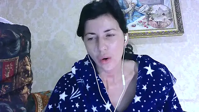 StunnigArt online show from May 5, 2026, 1:13 am