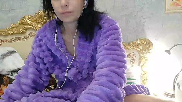 StunnigArt online show from June 17, 2026, 1:08 am