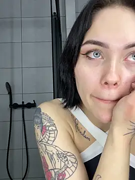 Snapshot of GroteskJane chatting on April 29, 2026, 12:31 pm GroteskJane online show from April 29, 2026, 12:31 pm