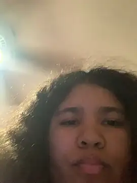 KittyLoroi online show from November 14, 2025, 5:06 am