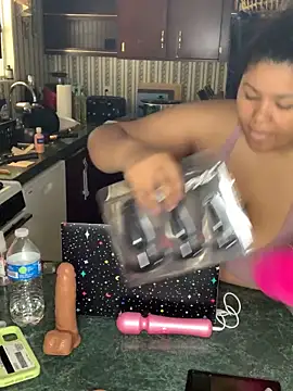 KittyLoroi online show from March 27, 2026, 7:24 pm