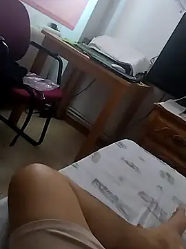 Snapshot of Semental2030 chatting on October 4, 2025, 11:08 am Semental2030 online show from October 4, 2025, 11:08 am