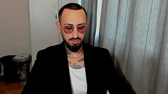 Baddfuckerr online show from January 22, 2025, 9:02 am