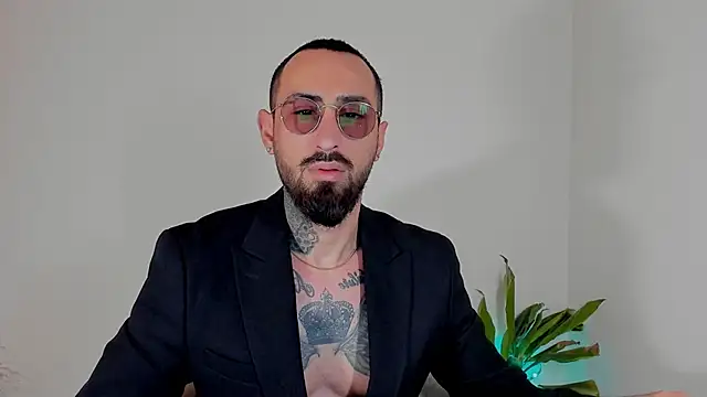 Baddfuckerr online show from January 27, 2025, 8:07 am