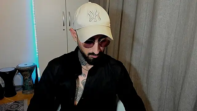 Baddfuckerr online show from January 28, 2025, 3:25 pm