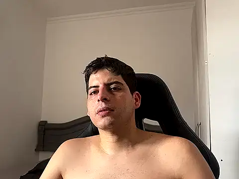 Snapshot of lordbeja chatting on May 6, 2026, 5:07 pm lordbeja online show from May 6, 2026, 5:07 pm