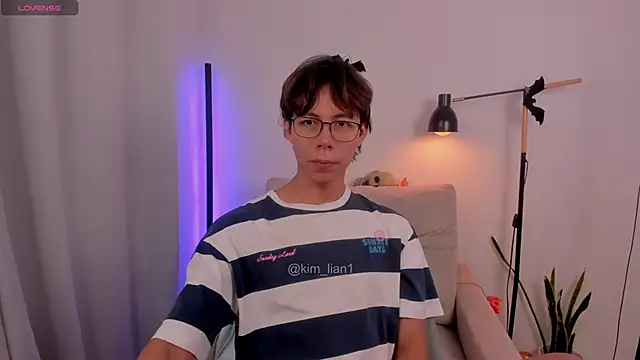 kim lian21 online show from October 28, 2025, 9:57 am