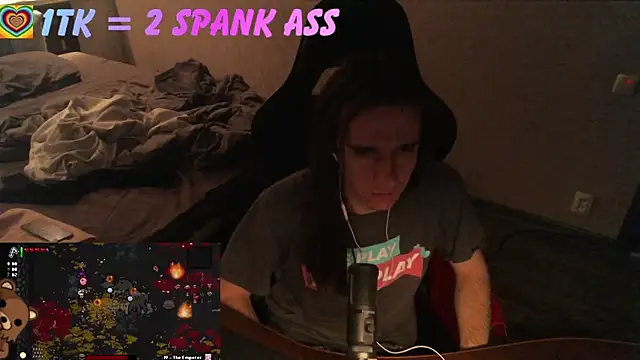 Snapshot of izilizi_23 chatting on November 12, 2025, 9:58 pm izilizi 23 online show from November 12, 2025, 9:58 pm