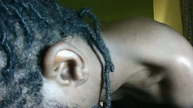 Snapshot of Ndnluv21 chatting on October 7, 2025, 10:07 pm Ndnluv21 online show from October 7, 2025, 10:07 pm