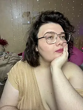 DenisHailey online show from May 5, 2026, 6:05 pm
