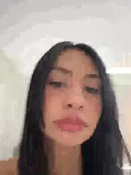 Snapshot of romma95 chatting on July 16, 2026, 2:45 pm romma95 online show from July 16, 2026, 2:45 pm