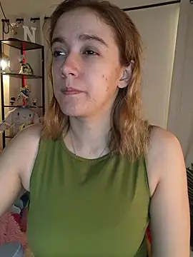 Snapshot of NaomiShimizu chatting on August 6, 2026, 8:33 pm NaomiShimizu online show from August 6, 2026, 8:33 pm