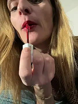 Snapshot of Katerina177 chatting on March 14, 2025, 5:02 pm Katerina177 online show from March 14, 2025, 5:02 pm