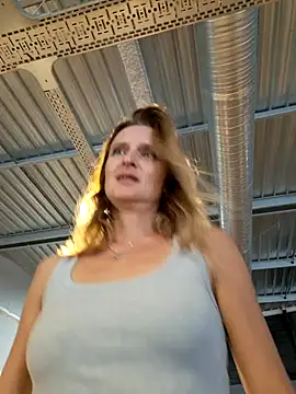 Snapshot of Katerina177 chatting on October 25, 2025, 2:35 pm Katerina177 online show from October 25, 2025, 2:35 pm