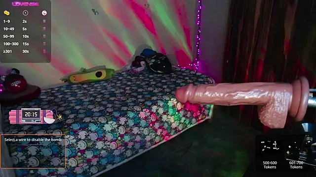 kim saenz20 online show from January 25, 2025, 7:17 am