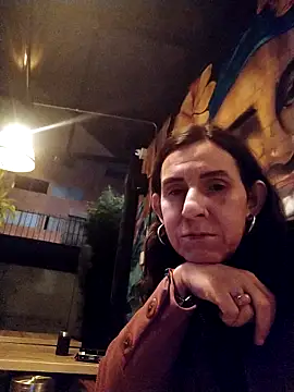 Cameron puppy online show from March 10, 2026, 7:02 am