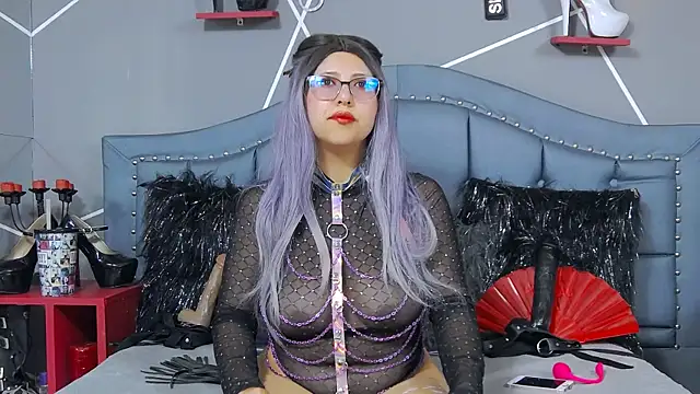 Evangeline online show from February 17, 2025, 11:09 pm