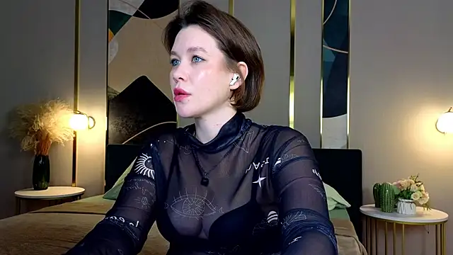 Snapshot of katy__moonj chatting on September 26, 2025, 12:58 am katy  moonj online show from September 26, 2025, 12:58 am