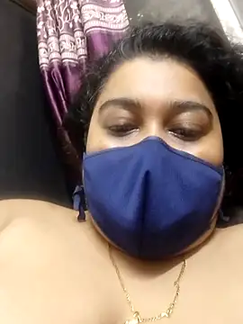 indianlisa5 online show from July 15, 2026, 9:53 pm