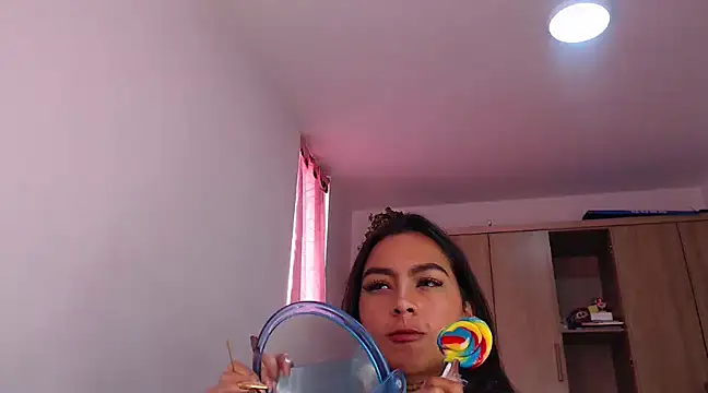 fairylatin222 online show from January 8, 2025, 2:46 pm