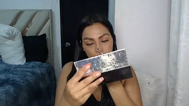 Snapshot of fairylatin222 chatting on September 23, 2025, 12:24 am fairylatin222 online show from September 23, 2025, 12:24 am