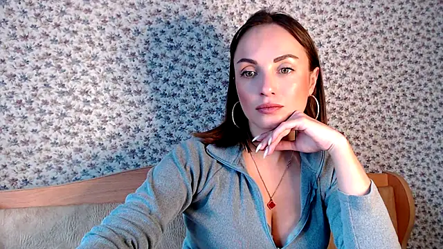 Tinadream20 online show from May 15, 2026, 6:31 am