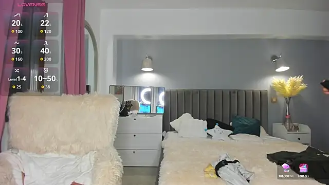 Awesome Jolie online show from October 18, 2025, 4:26 am