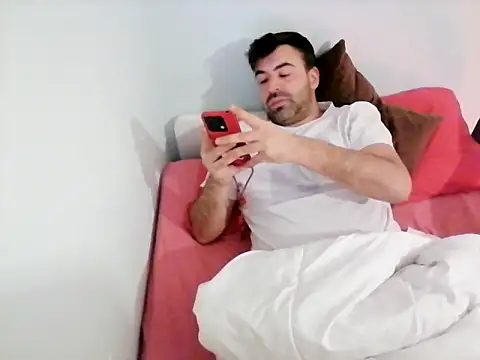 Vicio74xh online show from February 15, 2025, 2:04 am