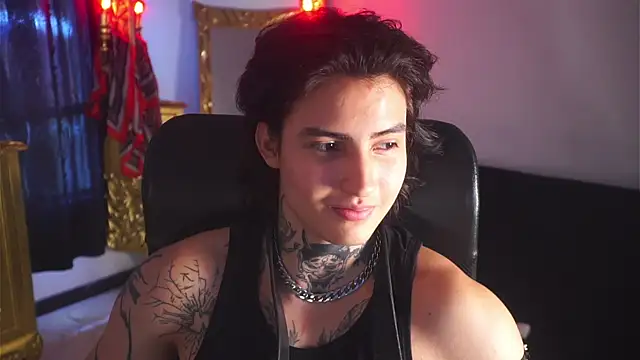 dantecoppolaa  online show from March 2, 2025, 6:40 pm