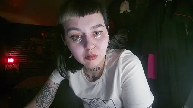 Snapshot of MoorderxDoll chatting on January 7, 2025, 11:14 pm MoorderxDoll online show from January 7, 2025, 11:14 pm