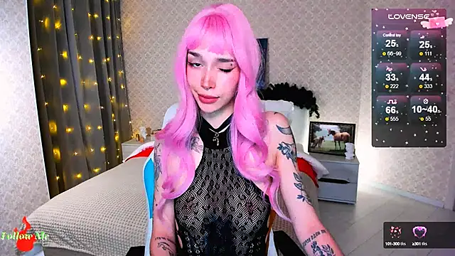 LeylaNoiry online show from January 22, 2025, 3:07 pm