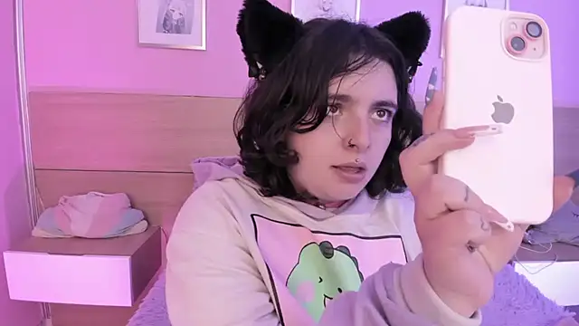 Sachi Meow online show from January 17, 2025, 2:18 am