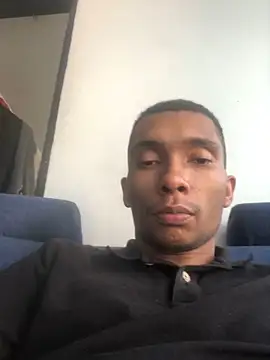 Aaronblack1  online show from January 19, 2025, 8:41 pm
