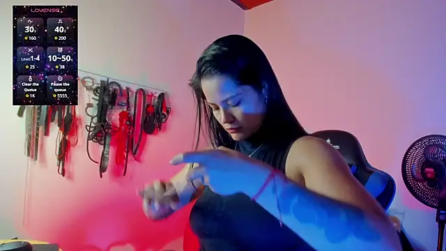 scarlet-kennedy98 online show from December 22, 2025, 7:44 pm