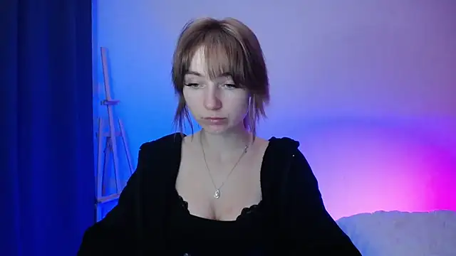 LuciaYoung online show from December 1, 2024, 7:14 pm