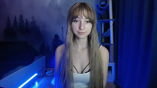LuciaYoung online show from December 16, 2024, 10:34 pm