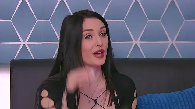 KassieWeins online show from October 20, 2025, 6:19 pm