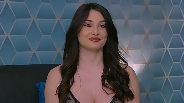 Snapshot of KassieWeins chatting on February 25, 2026, 7:34 pm KassieWeins online show from February 25, 2026, 7:34 pm