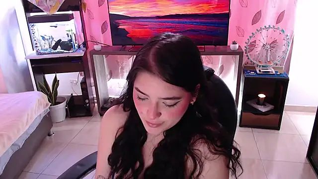 Snapshot of Lady_Kaisa chatting on September 26, 2025, 4:00 pm Lady Kaisa online show from September 26, 2025, 4:00 pm