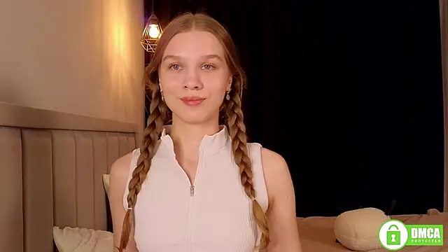 CutieBeauty online show from September 22, 2025, 3:47 pm